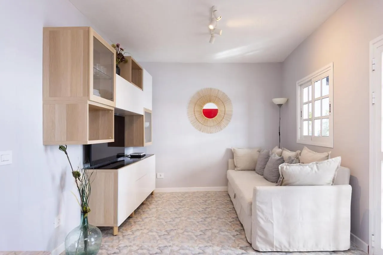 Сasa de vacaciones Home2Book Stunning Beachfront House With Sea Views Candelaria